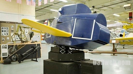 世界第一架飞行驾驶模拟器-林克