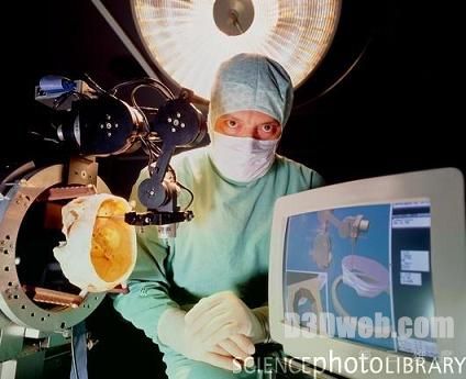 加拿大建立虚拟现实脑外科手术培训中心
