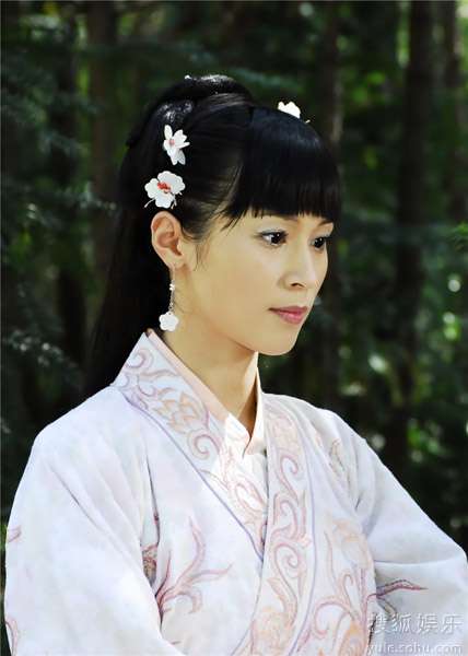 石小群剧照