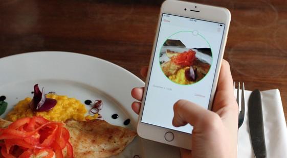 这款应用能让你分享3D美食照片