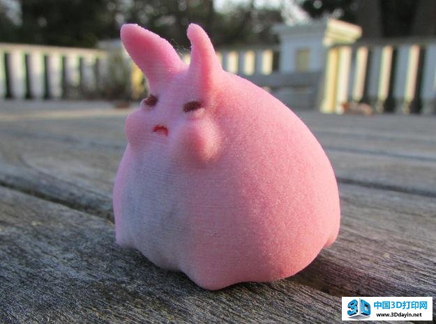 在吃货眼里最浪漫的事，就是可以陪着你一起慢慢变胖~图源：shapeways.com