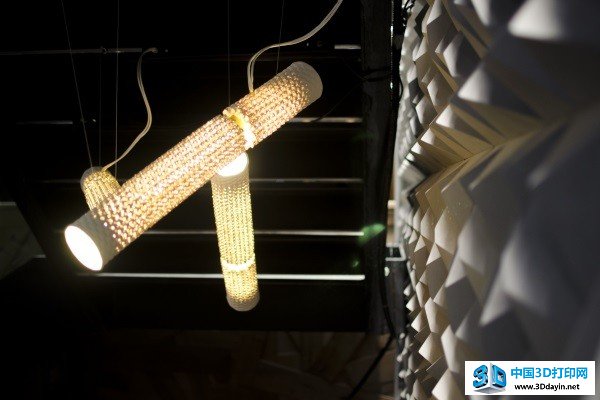 Studio Under大型3D打印机打印的迷人的3D打印灯具