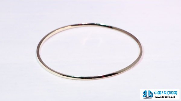 mocci-3d-printed-jewelry-line-4