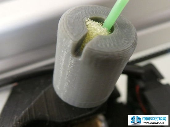 DIY线材清洁器 保持3D打印线材整洁润滑