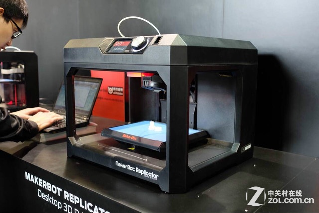 MakerBot Replicator 五代3D打印机