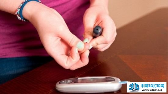十大仿生肢体器官：手指U盘和3D打印耳朵