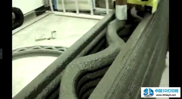 包工头注意 这个3D打印机24小时盖一座小楼