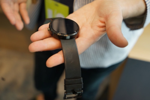 最漂亮的智能手表:Moto 360试用