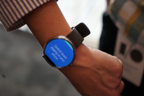 最漂亮的智能手表:Moto 360试用