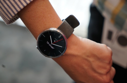 最漂亮的智能手表:Moto 360试用