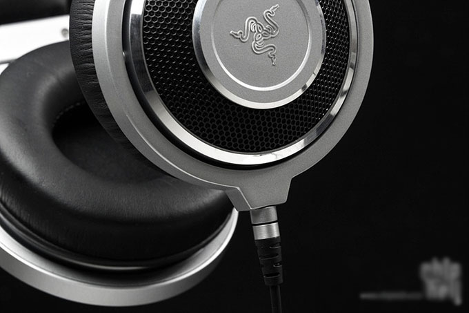 Razer-Kraken-41