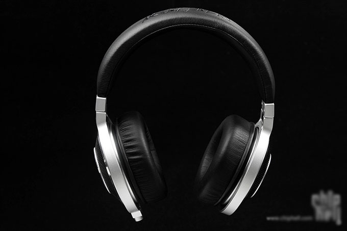 Razer-Kraken-44