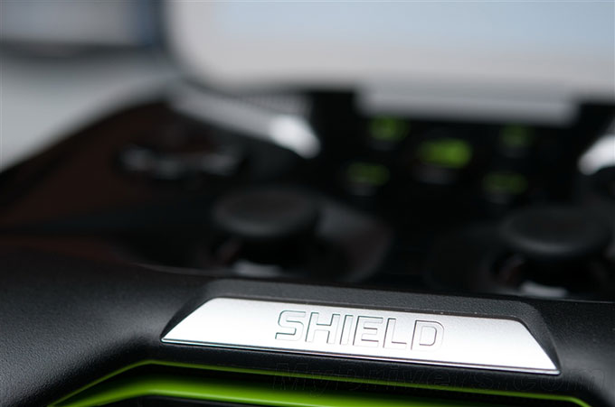 NVIDIA-SHIELD掌机-1