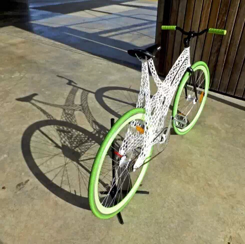 Fix3d自行车,3D打印逆天的网状结构,颜值闪瞎双眼 Fix3d自行车,3D打印逆天的网状结构,颜值闪瞎双眼