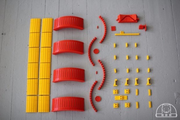 还在自己织毛衣?3D打印数字化圆编针织机 还在自己织毛衣?3D打印数字化圆编针织机