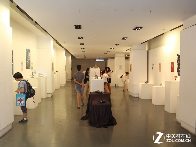 弘瑞3D打印机 全程支持北工大设计展