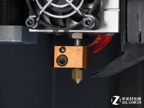 选购精品3D打印机 精度优先兼顾稳定