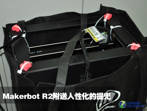 漂洋过海 MakerBot美产3D打印机拆封