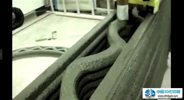 包工头注意 这个3D打印机24小时盖一座小楼
