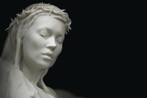 艺术家创作出高达22英尺的3D打印摄影雕塑