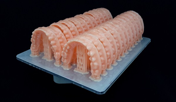 Structo 3D发布两款可使用新材料的高速牙科3D打印机