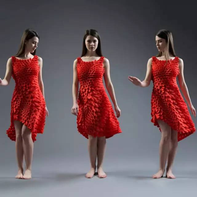 nervous_dress