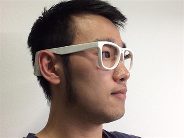 3D打印眼镜通过监测咀嚼活动帮您减肥