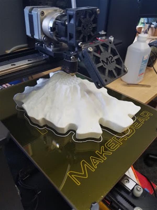 蜂蜡专家将世界名山制成蜡烛3D打印模型