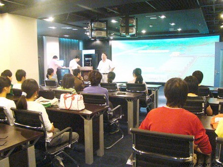 首师大信息工程学院师生到北京农业信息化学会调研
