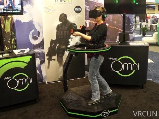 Omni VR跑步机终定价，含鞋子+传感器