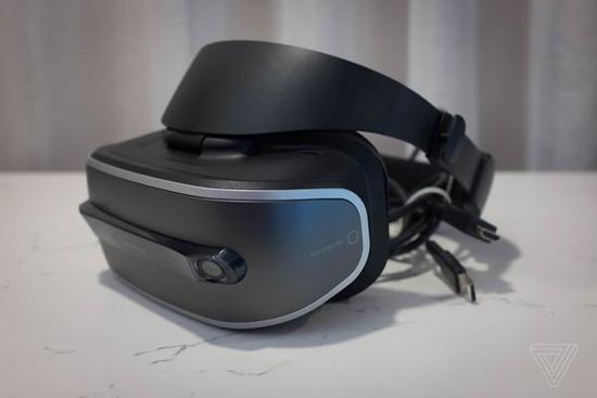 联想VR头盔原型机正式亮相 Windows平台又增新选择