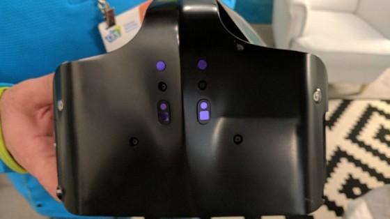 英特尔新型混合现实VR眼镜Project Alloy实机体验