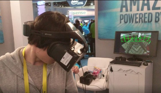 英特尔新型混合现实VR眼镜Project Alloy实机体验