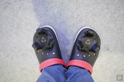 把定位器装洞洞鞋上 能在VR游戏里当哥斯拉踩人