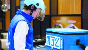 饿了么擅提餐品价格赚差价:平台价比正价贵30%