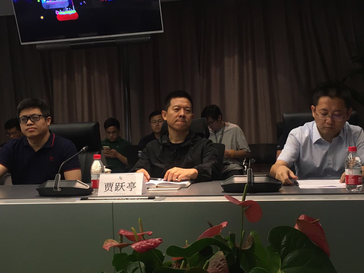 贾跃亭：乐视不会对非上市体系绝对控股
