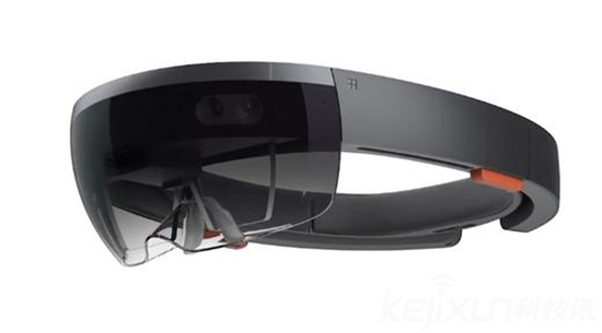微软HoloLens国内上市:开发者版售价为23488元